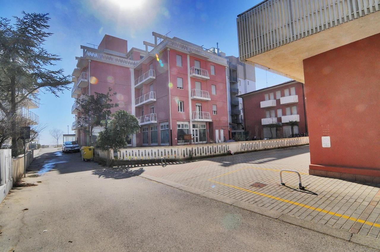 Appartement Milan à Caorle Extérieur photo